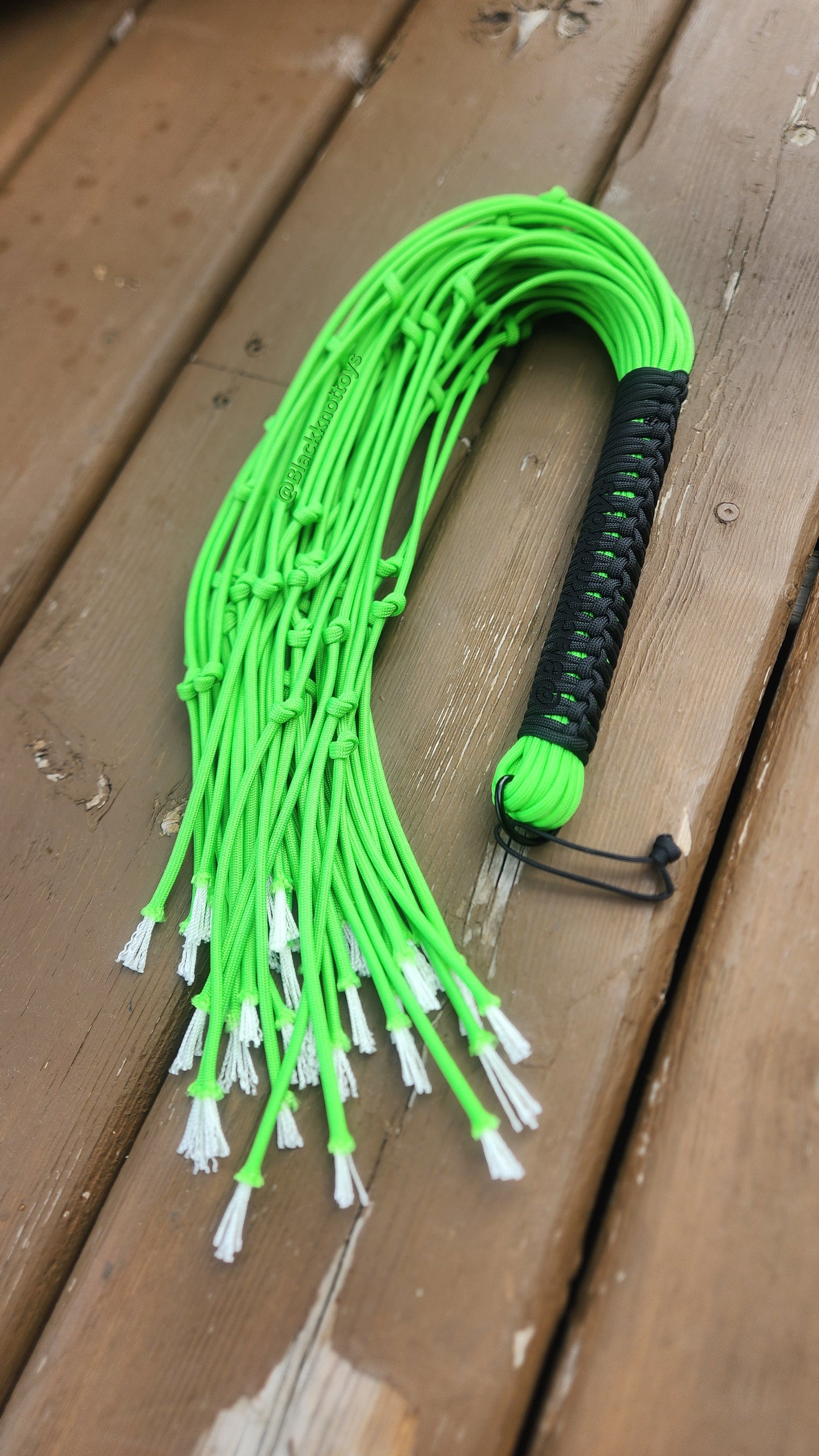 Soft Warmup - Neon Green