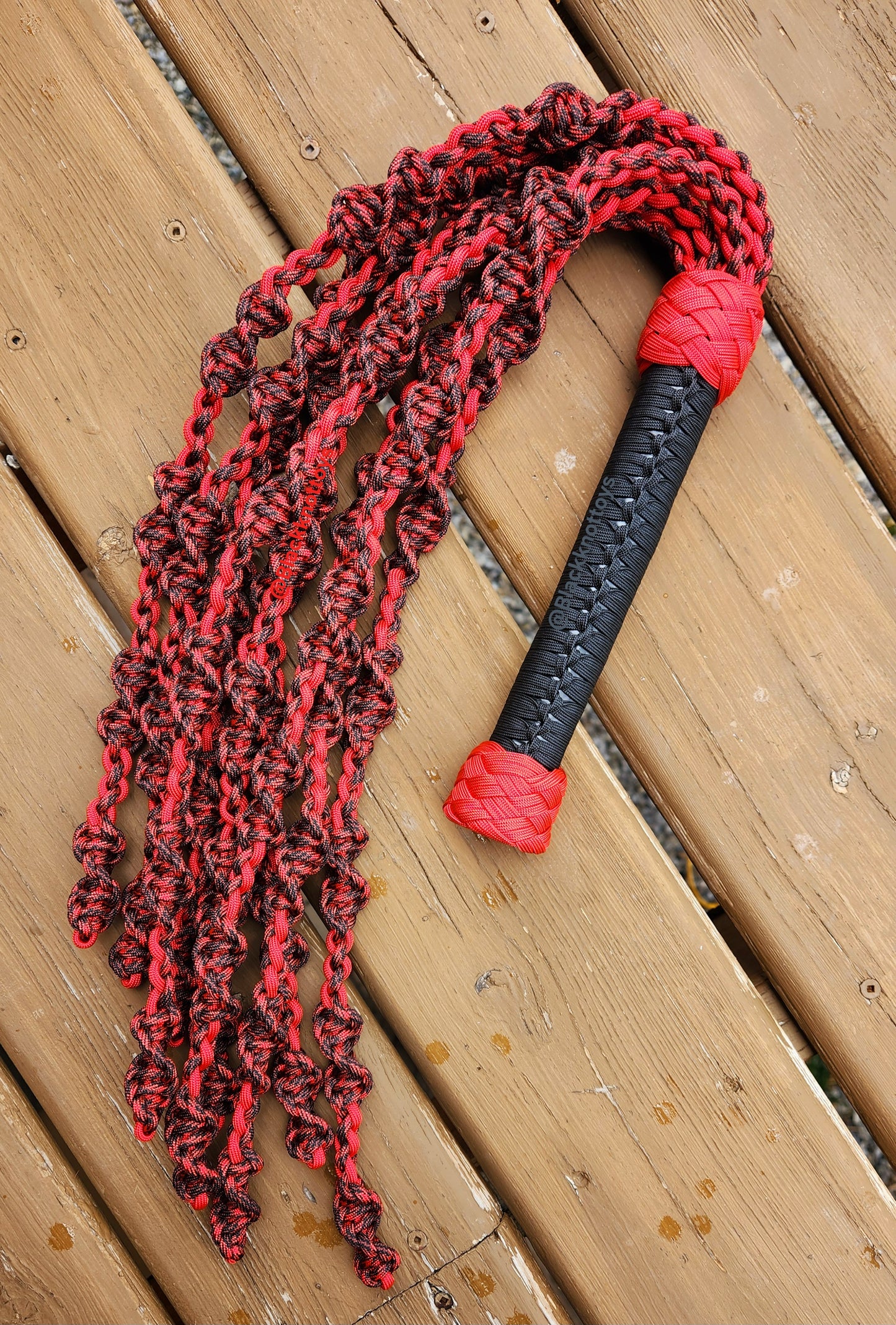 The Walloper - Red/Black